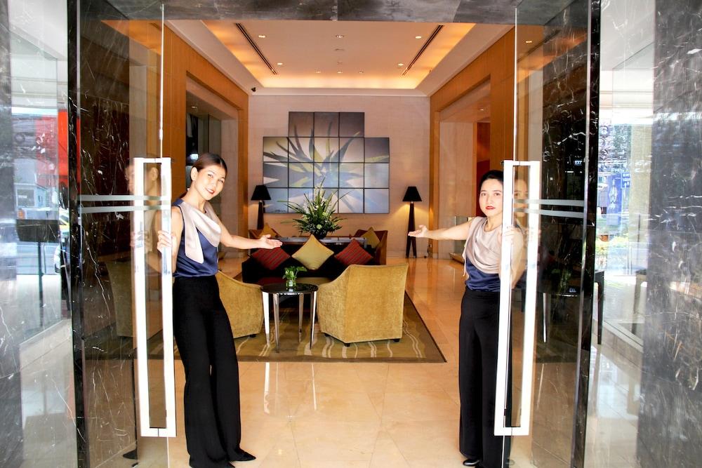 The Duchess Hotel - Sha Plus Bangkok Buitenkant foto